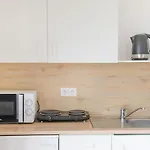 2 Bedroom Lovely Home In Jaroslawiec ياروسوافيتس